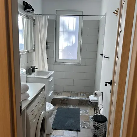 Vyo Apartment *